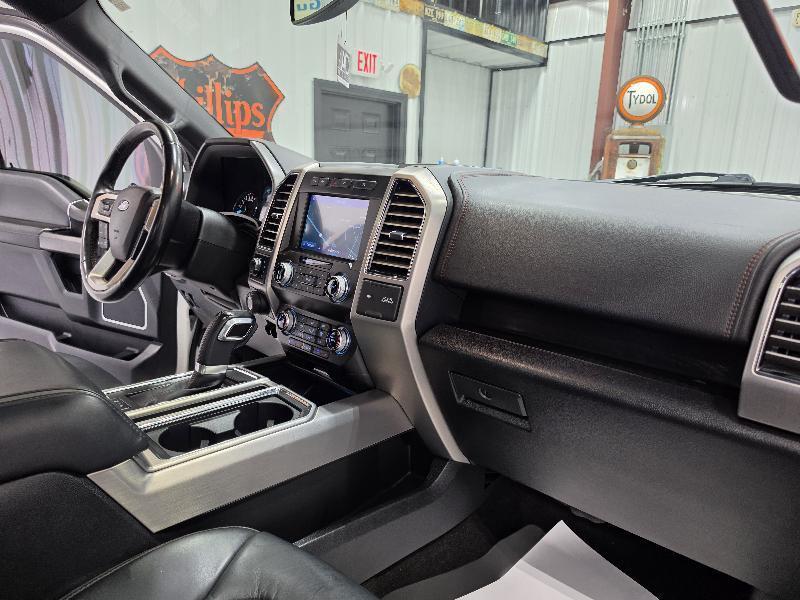 Ford F-150 4WD SuperCrew 145" Platinum 2020