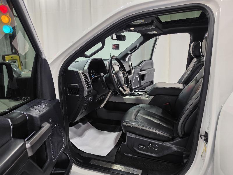 Ford F-150 4WD SuperCrew 145" Platinum 2020