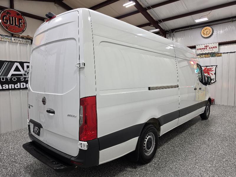 Freightliner Sprinter Cargo Van 2500 High Roof 170" RWD 2021