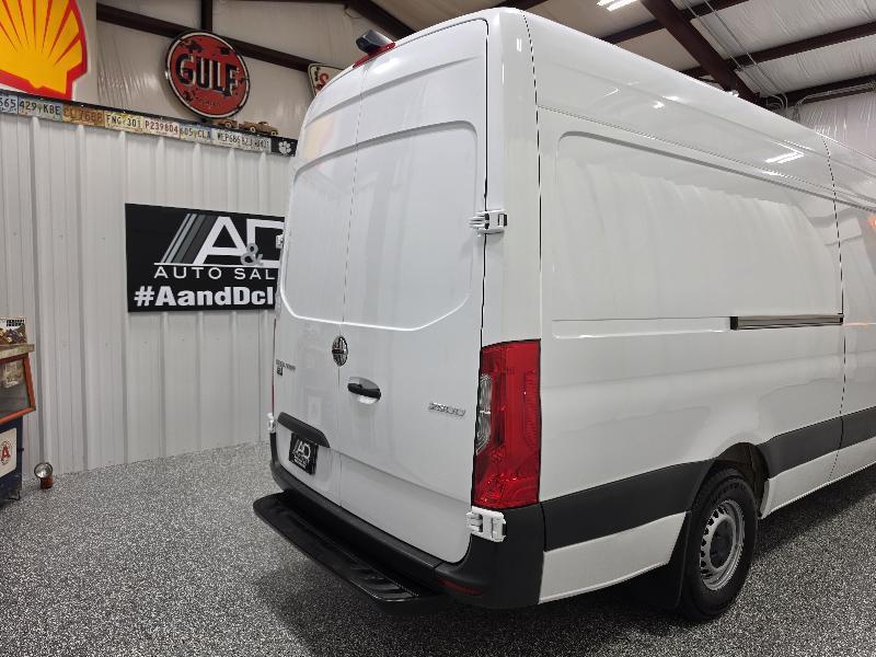 Freightliner Sprinter Cargo Van 2500 High Roof 170" RWD 2021