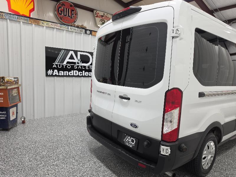 Ford Transit photo 7