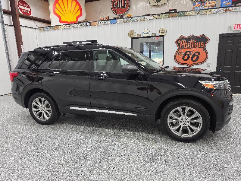 Ford Explorer 4dr 114" WB 4.6L XLT 4WD 2020