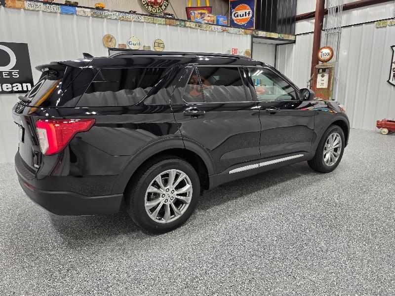 Ford Explorer 4dr 114" WB 4.6L XLT 4WD 2020