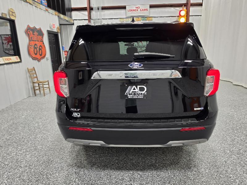 Ford Explorer 4dr 114" WB 4.6L XLT 4WD 2020