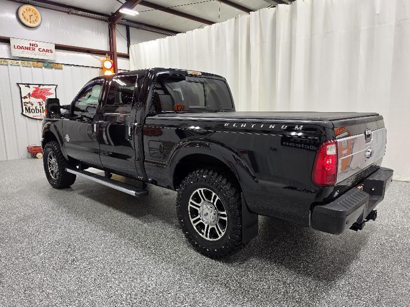 Ford Super Duty F-250 SRW 4WD Crew Cab 172" Platinum 2016