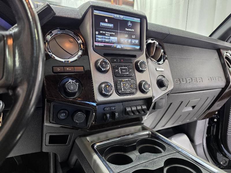 Ford Super Duty F-250 SRW 4WD Crew Cab 172" Platinum 2016