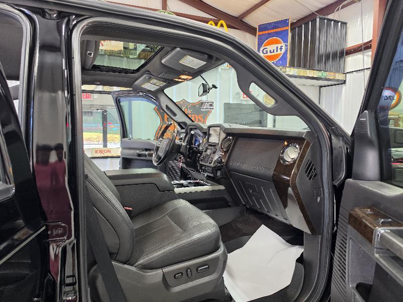 Ford Super Duty F-250 SRW 4WD Crew Cab 172" Platinum 2016