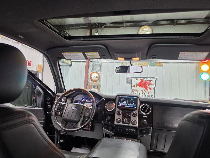 Ford Super Duty F-250 SRW 4WD Crew Cab 172" Platinum 2016