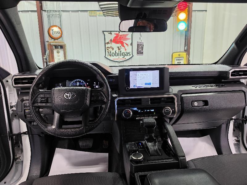 Toyota Tacoma 4WD SR Double Cab 5' Bed AT (Natl) 2024
