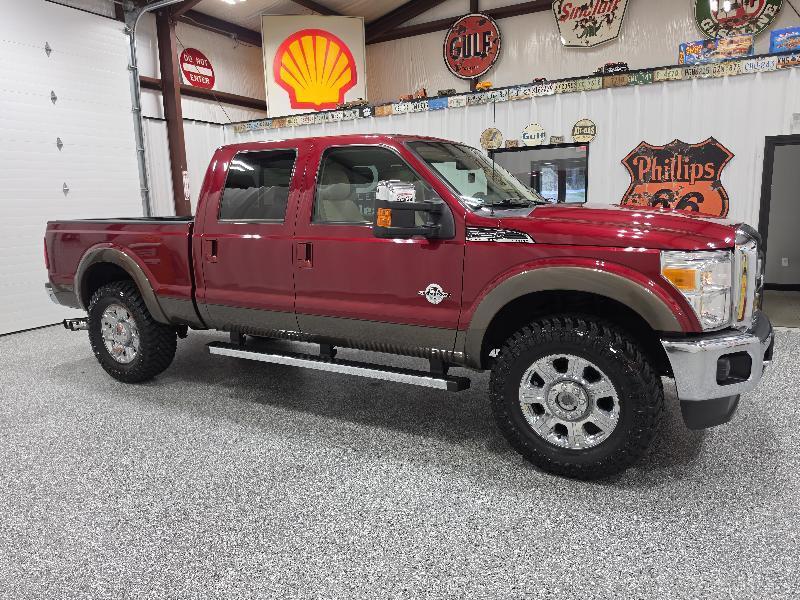Ford Super Duty F-250 SRW 4WD Crew Cab 156" Lariat 2016