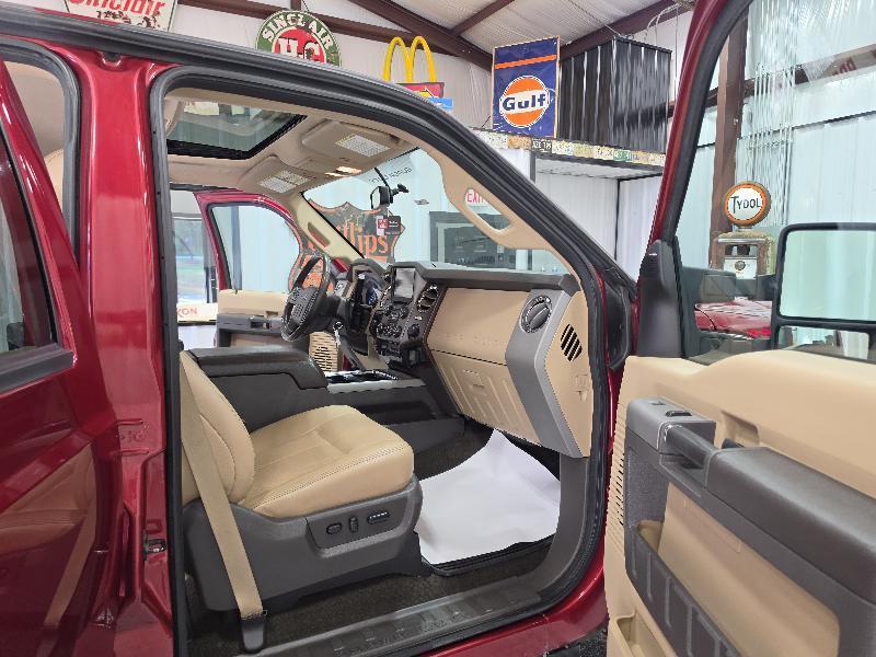 Ford Super Duty F-250 SRW 4WD Crew Cab 156" Lariat 2016