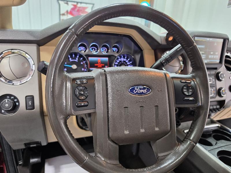 Ford Super Duty F-250 SRW 4WD Crew Cab 156" Lariat 2016