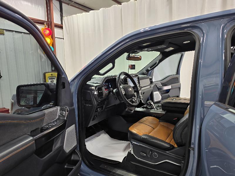 Ford F-150 4WD SuperCrew 145" Platinum 2023