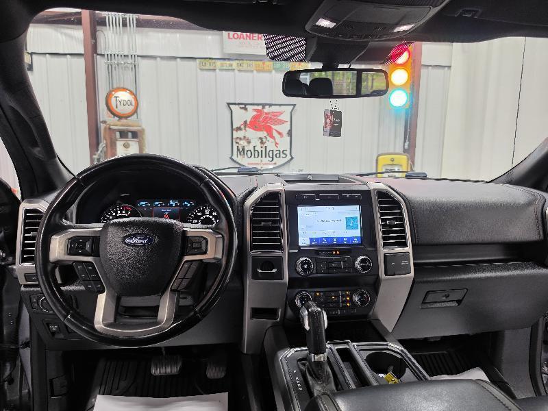 Ford F-150 2WD SuperCrew 145" Platinum 2020