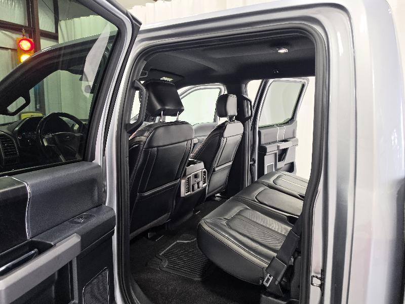 Ford F-150 2WD SuperCrew 145" Platinum 2020