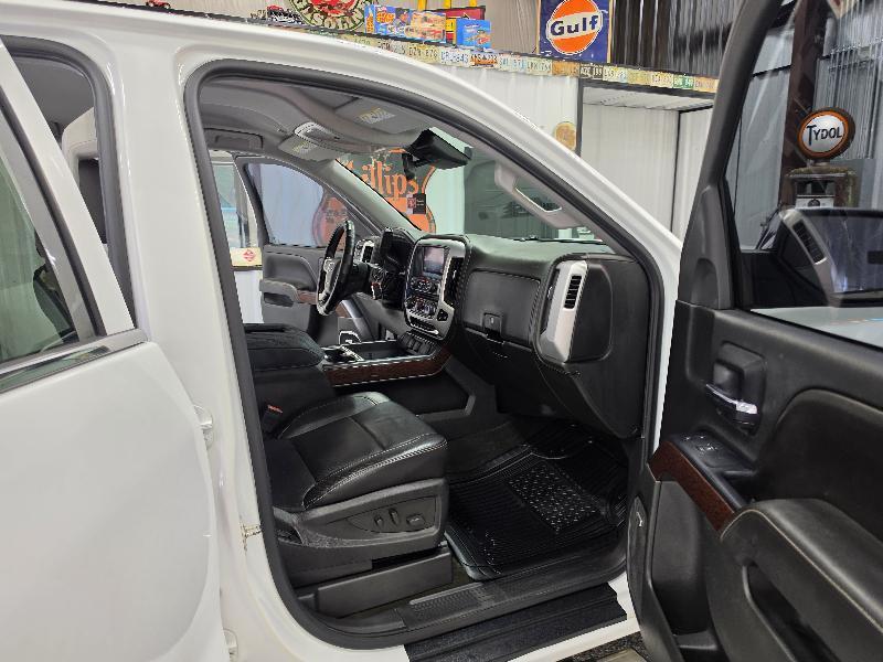 GMC Sierra 1500 4WD Crew Cab 143.5" SLT 2015