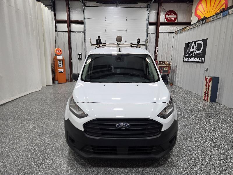 Ford Transit Connect photo 2