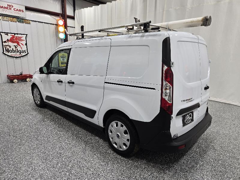 Ford Transit Connect photo 4