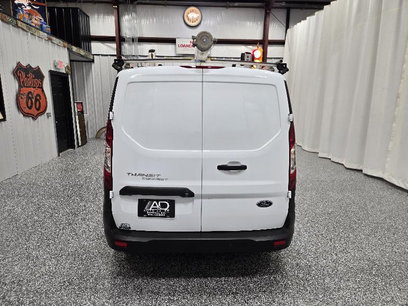 Ford Transit Connect photo 5