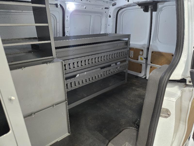 Ford Transit Connect photo 10