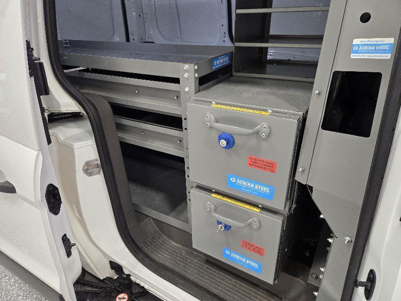 Ford Transit Connect photo 13