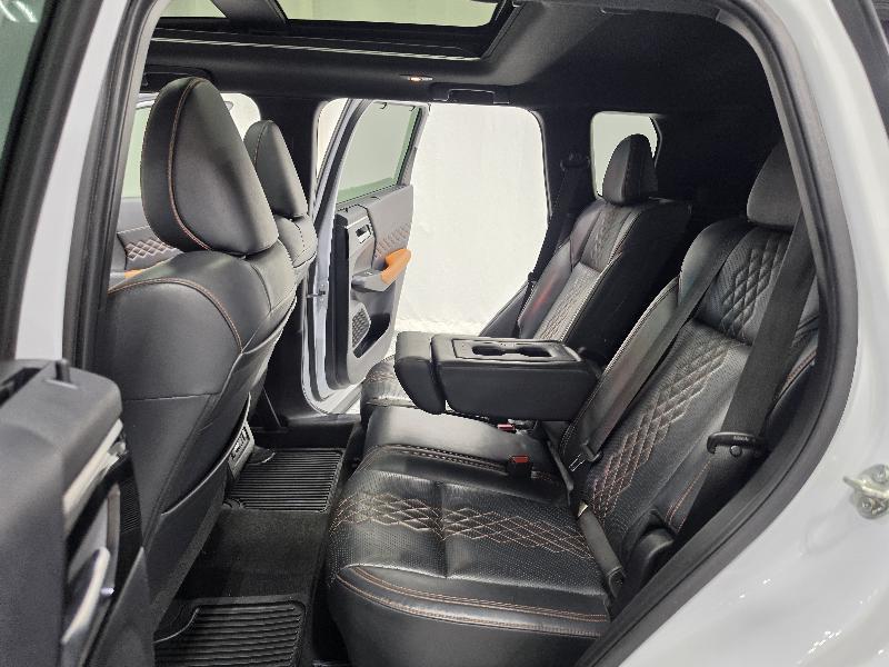 Mitsubishi Outlander SEL Launch Edition S-AWC 2022
