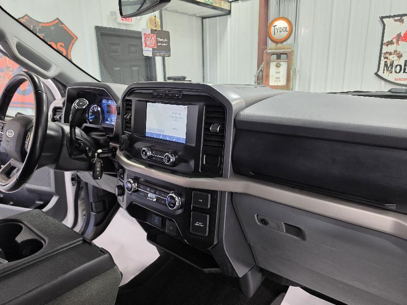 Ford F-150 2WD SuperCab 163" XLT w/HD Payload Pkg 2021