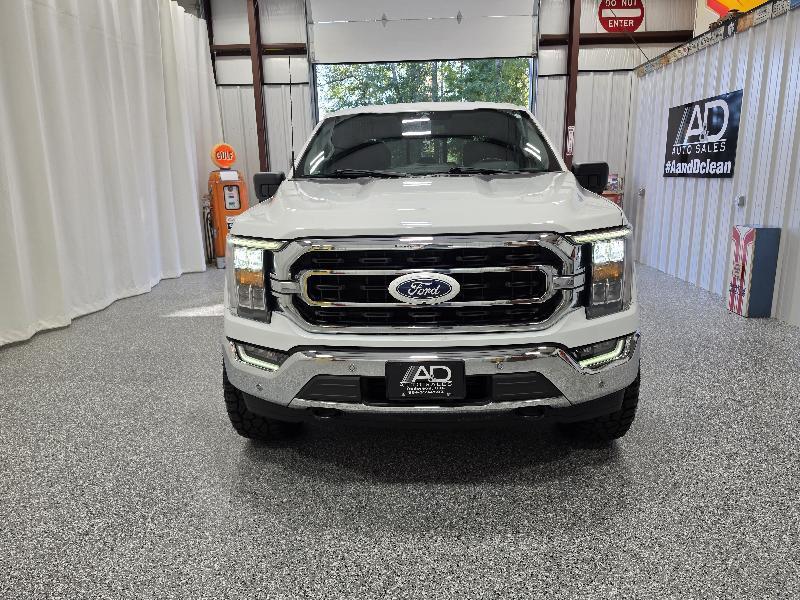 Ford F-150 4WD SuperCrew 139" XLT 2022