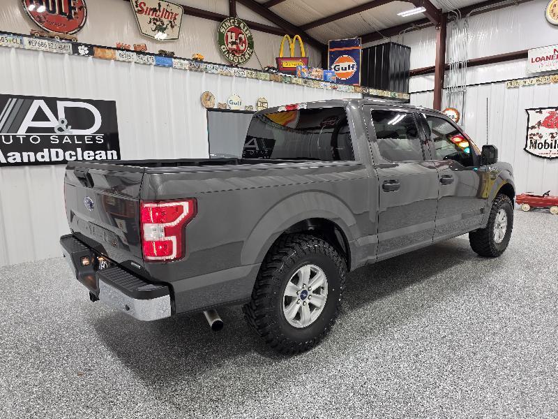Ford F-150 2WD SuperCrew 145" XLT 2020
