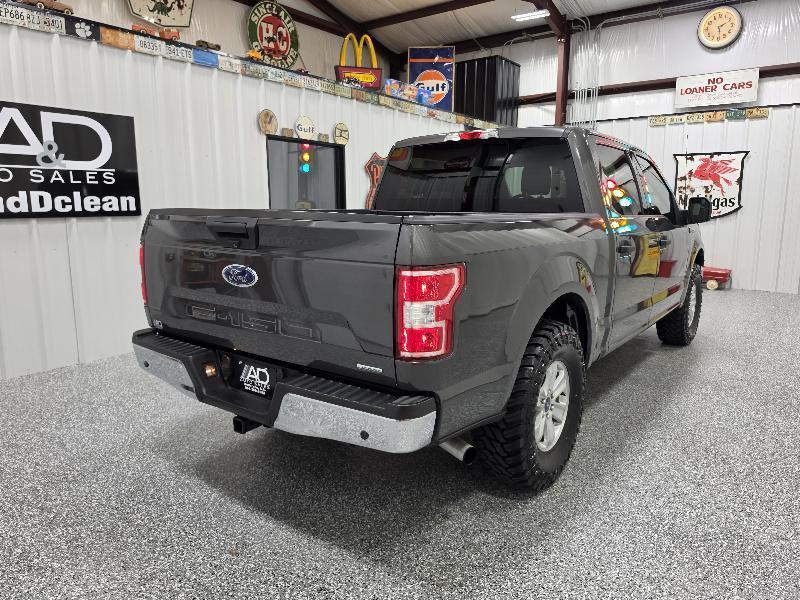 Ford F-150 2WD SuperCrew 145" XLT 2020