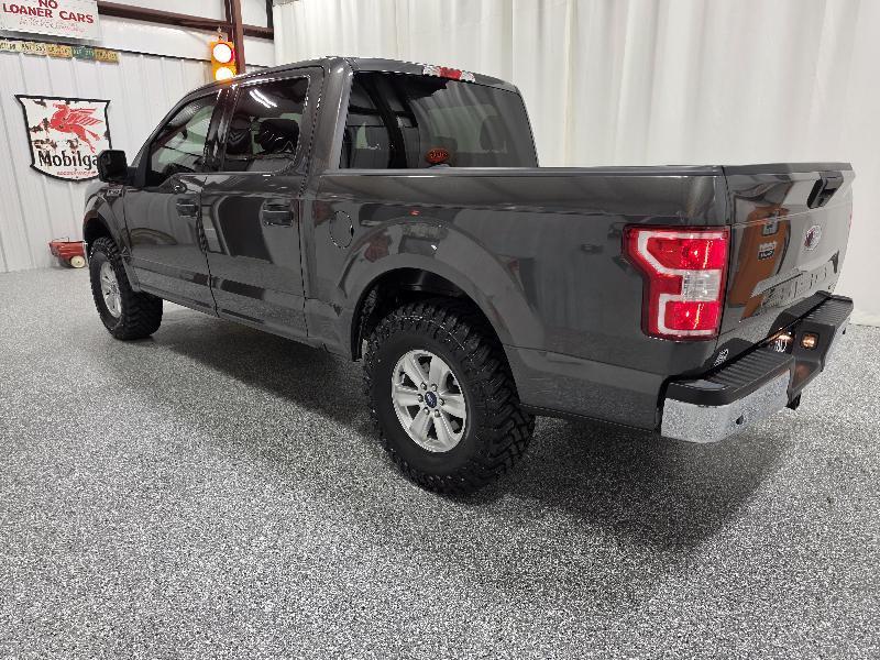 Ford F-150 2WD SuperCrew 145" XLT 2020