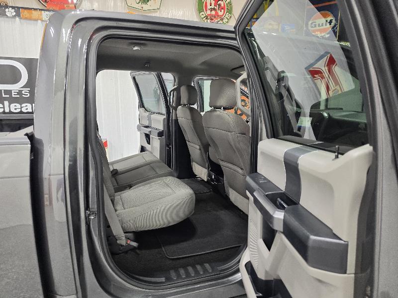 Ford F-150 2WD SuperCrew 145" XLT 2020