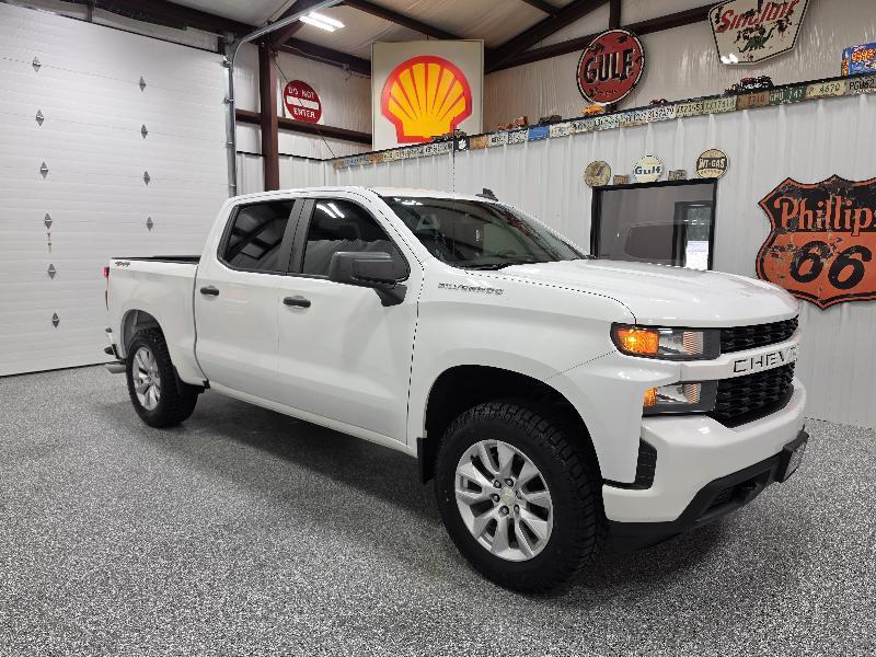 Chevrolet Silverado 1500 4WD Crew Cab 147" Custom 2020
