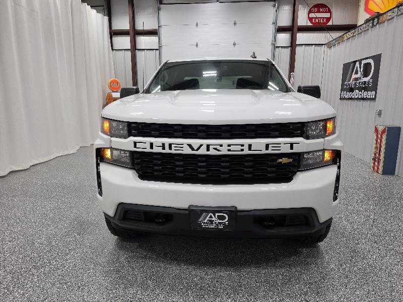Chevrolet Silverado 1500 4WD Crew Cab 147" Custom 2020
