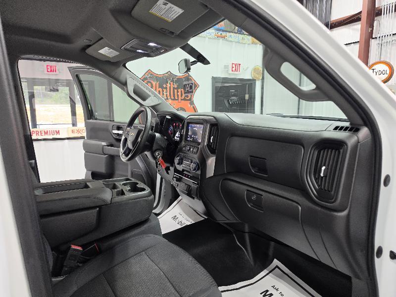 Chevrolet Silverado 1500 4WD Crew Cab 147" Custom 2020