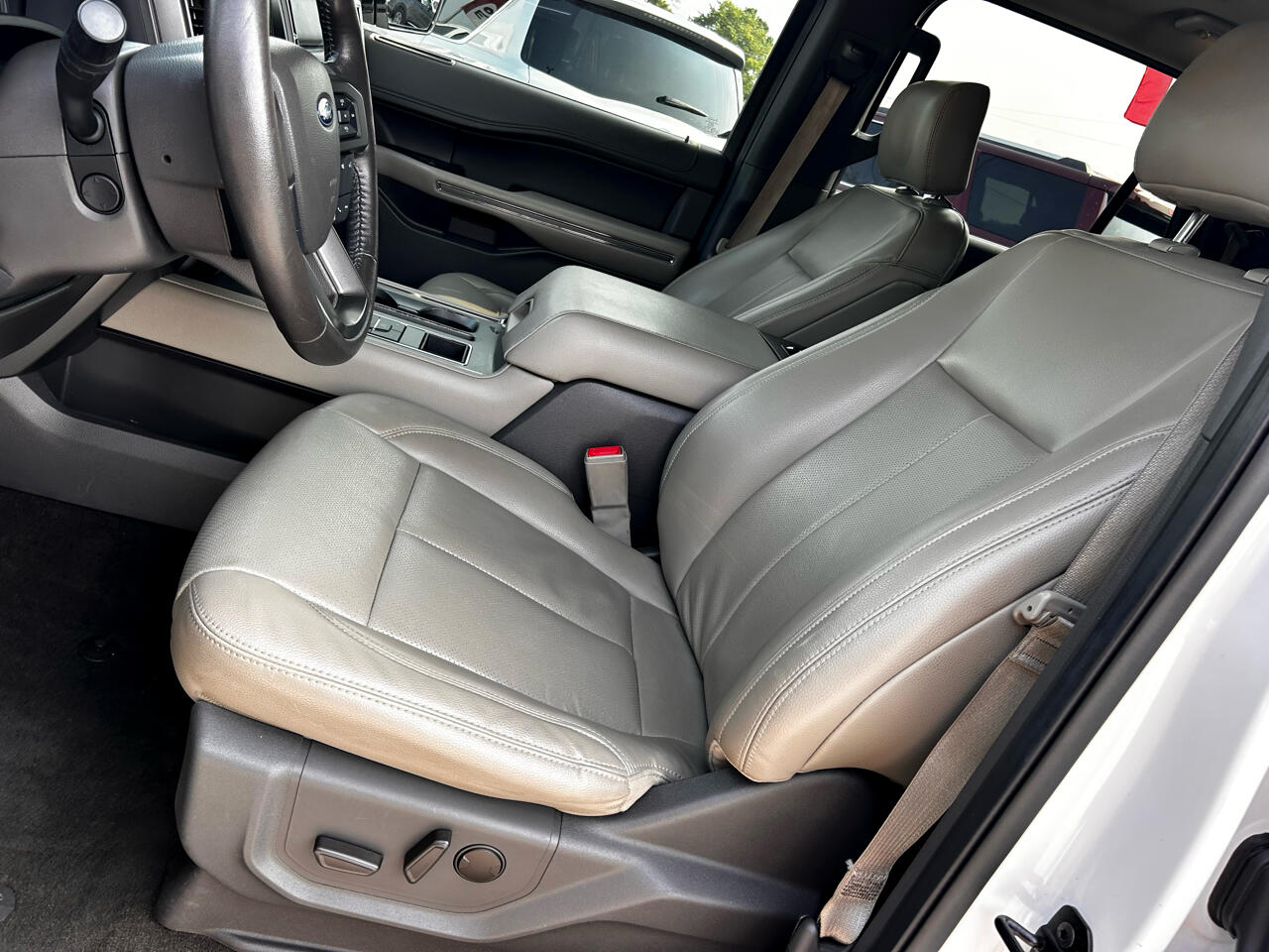 Ford Expedition XLT 4x2 2020 Ford Expedition XLT 4x2 2020