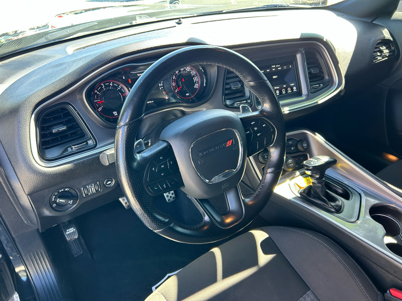 Dodge Challenger R/T RWD 2022 Dodge Challenger R/T RWD 2022