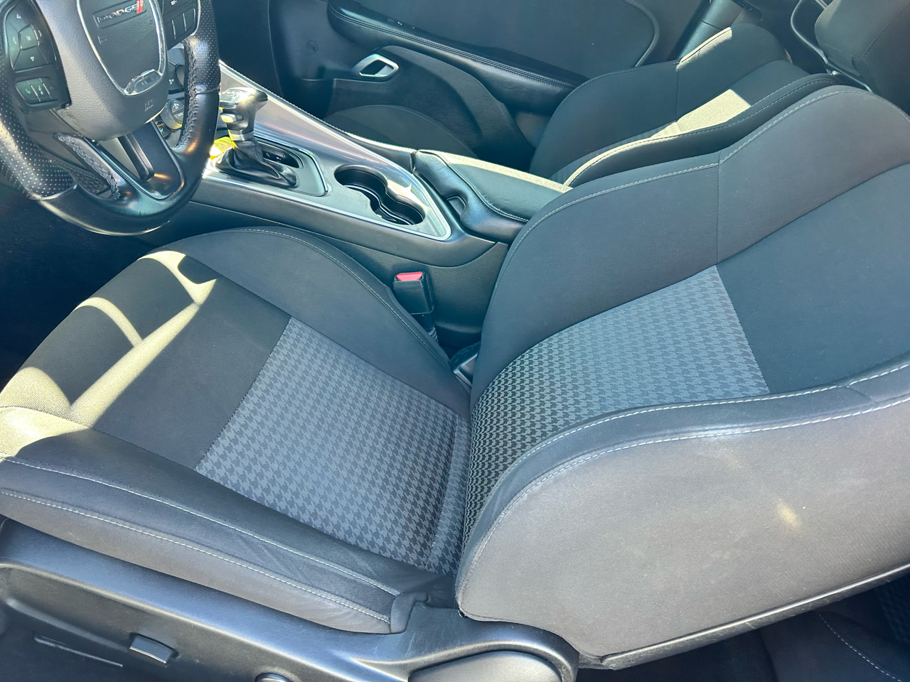 Dodge Challenger R/T RWD 2022 Dodge Challenger R/T RWD 2022