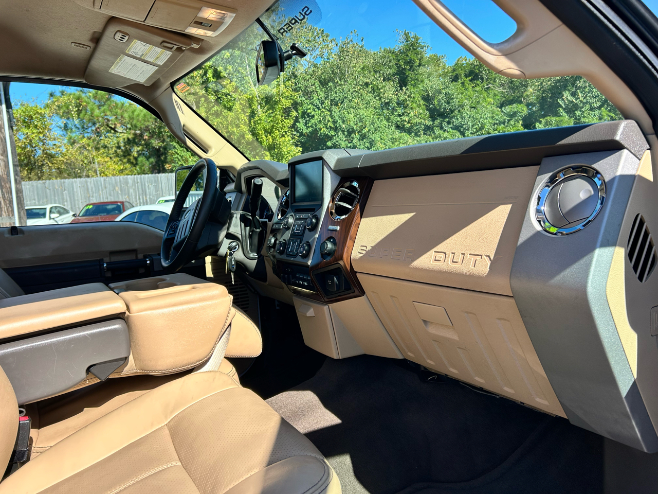 Ford Super Duty F-250 SRW 4WD Crew Cab 156" Platinum 2013 Ford Super Duty F-250 SRW 4WD Crew Cab 156" Platinum 2013