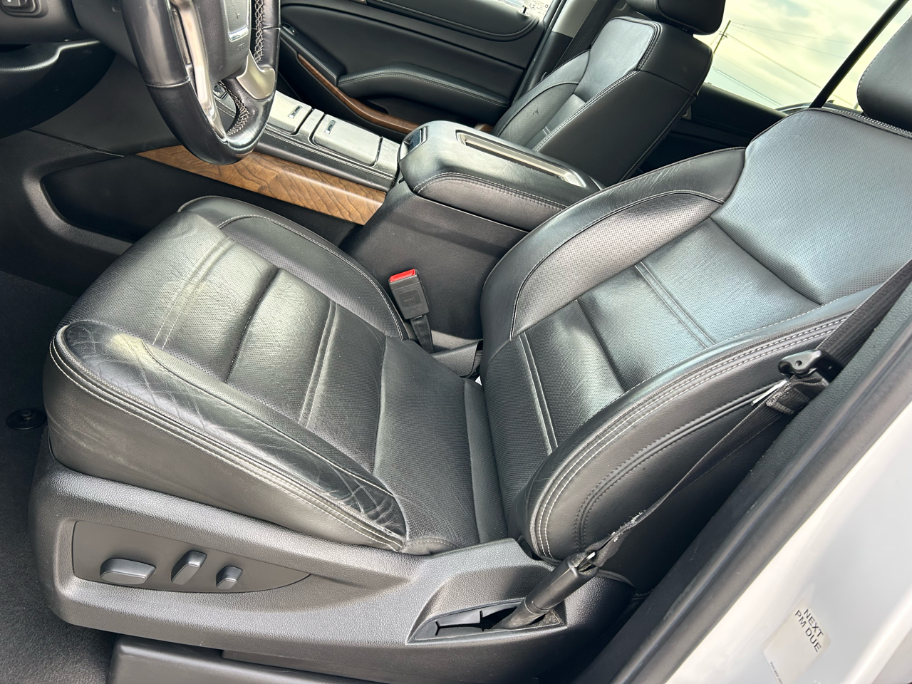 GMC Yukon XL 2WD 4dr Denali 2019 GMC Yukon XL 2WD 4dr Denali 2019