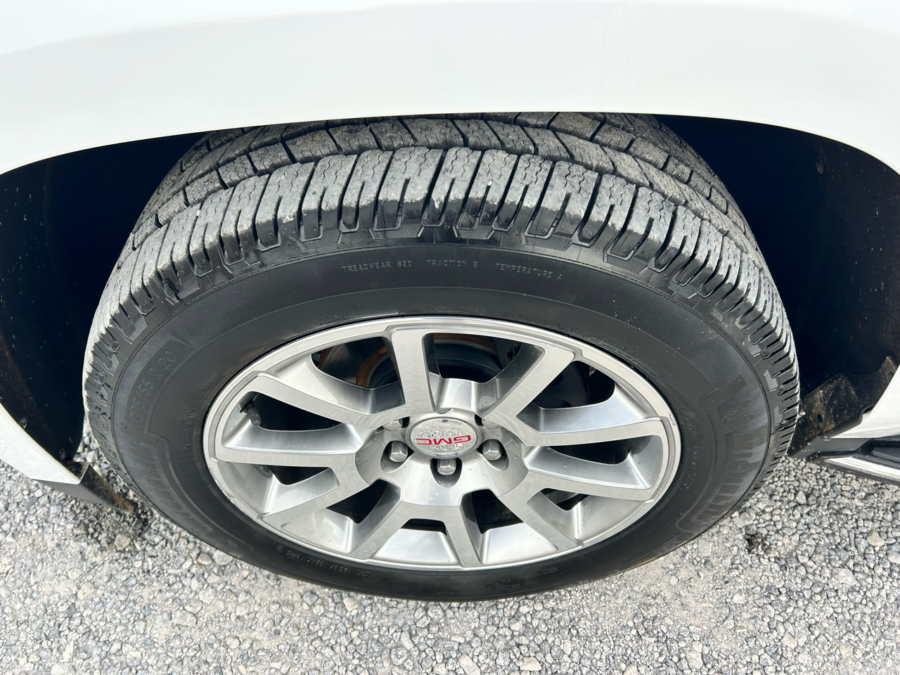 GMC Yukon XL 2WD 4dr Denali 2019 GMC Yukon XL 2WD 4dr Denali 2019