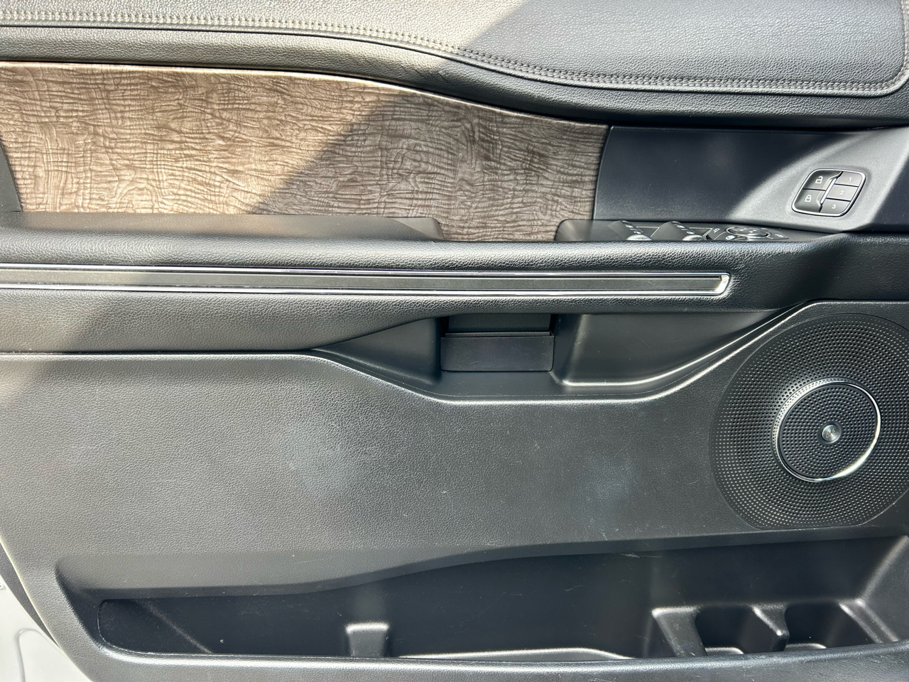 Ford Expedition Max Limited 4x4 2020 Ford Expedition Max Limited 4x4 2020