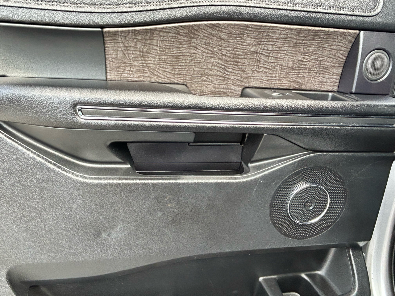 Ford Expedition Max Limited 4x4 2020 Ford Expedition Max Limited 4x4 2020