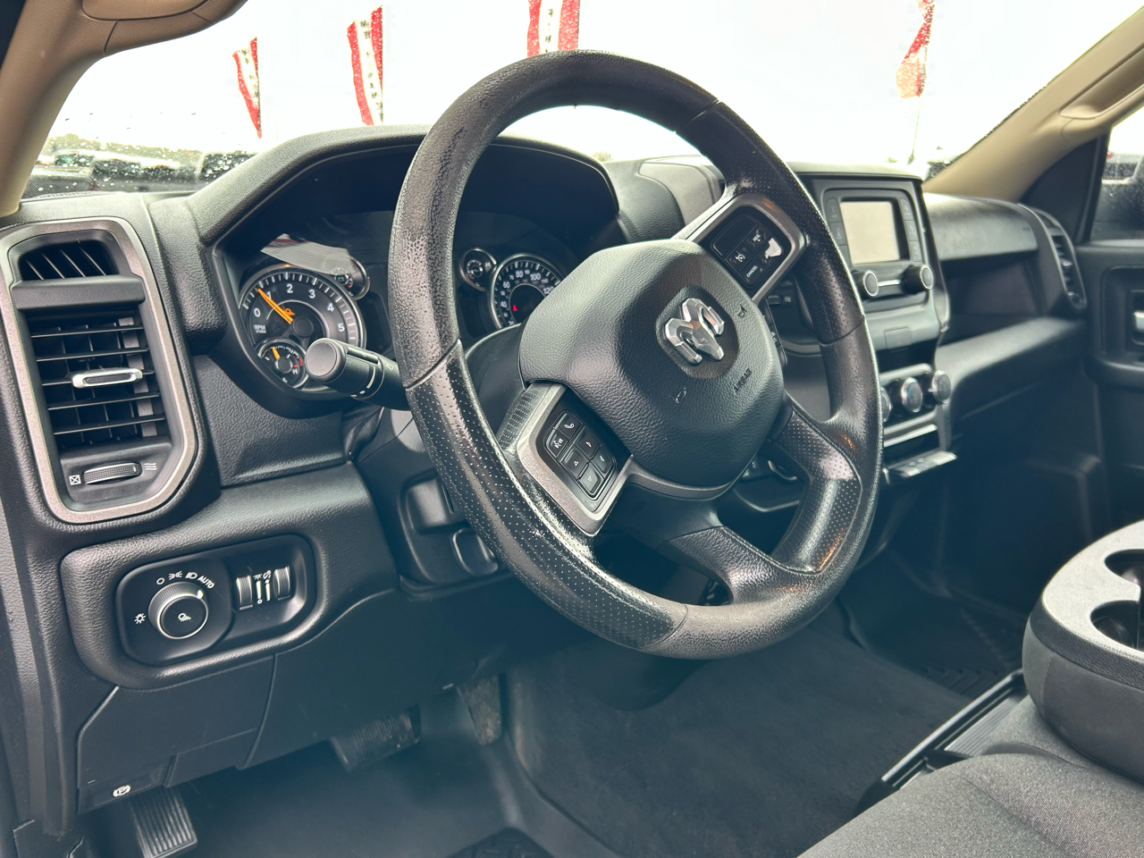 RAM 2500 Tradesman 4x4 Crew Cab 8' Box 2019 RAM 2500 Tradesman 4x4 Crew Cab 8' Box 2019