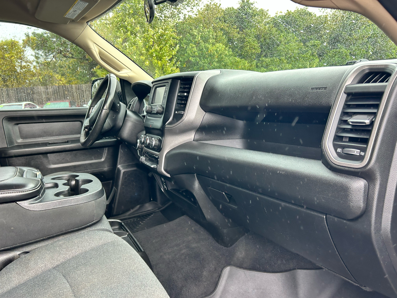 RAM 2500 Tradesman 4x4 Crew Cab 8' Box 2019 RAM 2500 Tradesman 4x4 Crew Cab 8' Box 2019