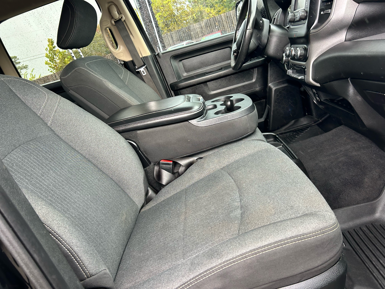 RAM 2500 Tradesman 4x4 Crew Cab 8' Box 2019 RAM 2500 Tradesman 4x4 Crew Cab 8' Box 2019