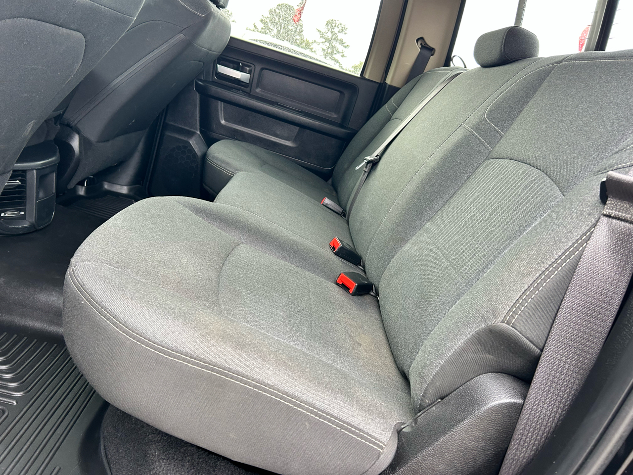 RAM 2500 Tradesman 4x4 Crew Cab 8' Box 2019 RAM 2500 Tradesman 4x4 Crew Cab 8' Box 2019