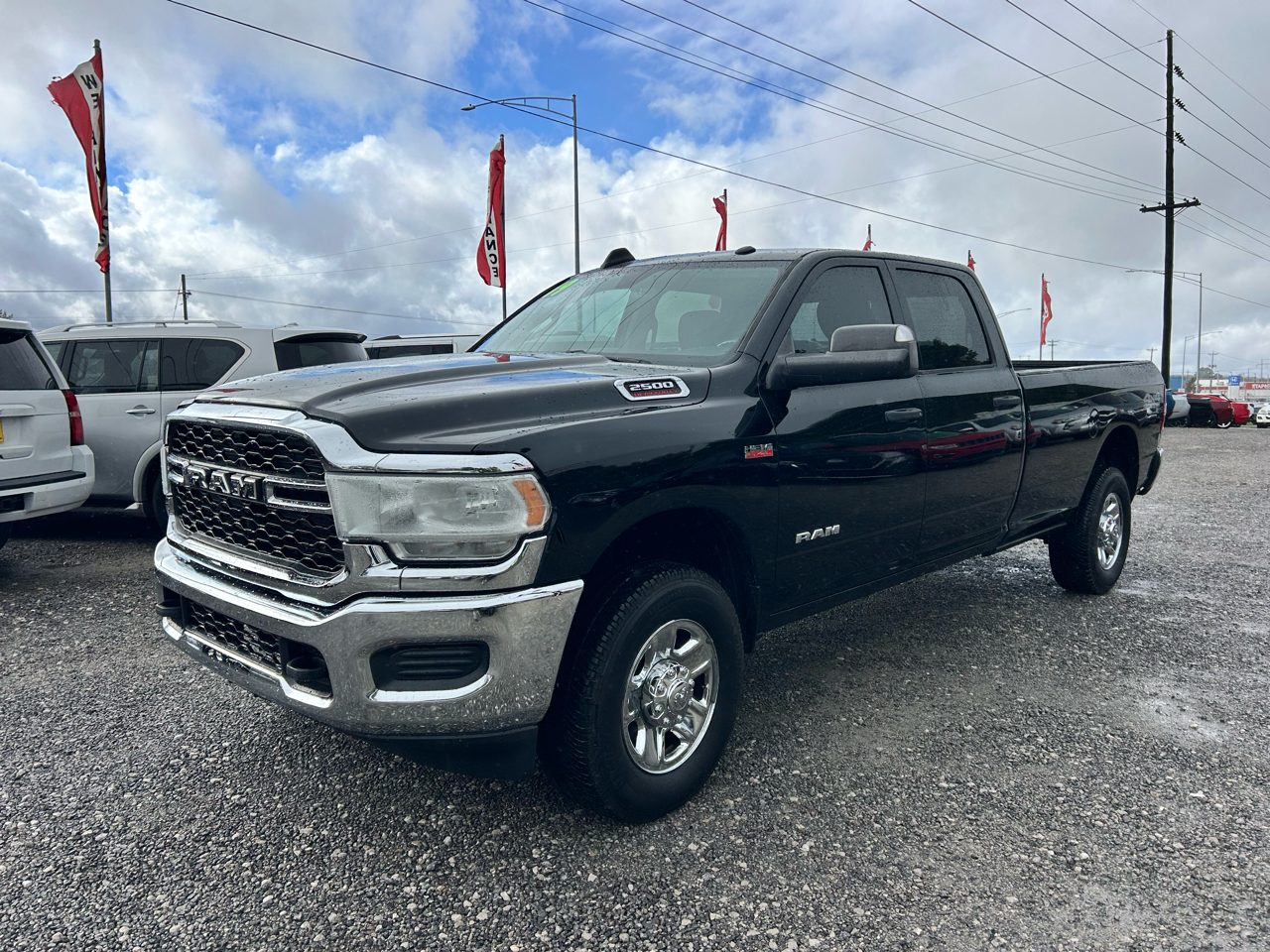 RAM 2500 Tradesman 4x4 Crew Cab 8' Box 2019 RAM 2500 Tradesman 4x4 Crew Cab 8' Box 2019