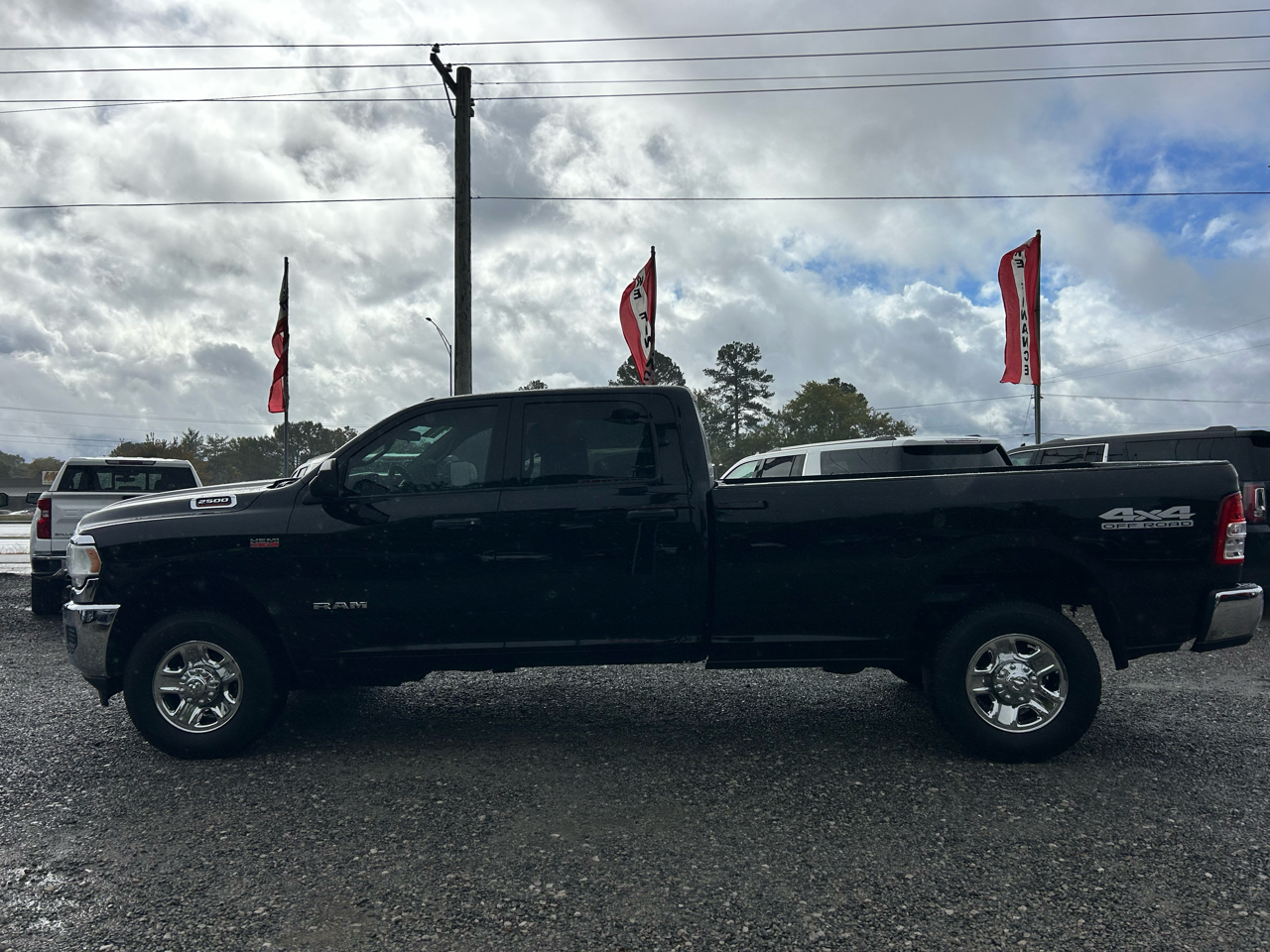 RAM 2500 Tradesman 4x4 Crew Cab 8' Box 2019 RAM 2500 Tradesman 4x4 Crew Cab 8' Box 2019