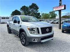 2017 Nissan Titan XD 